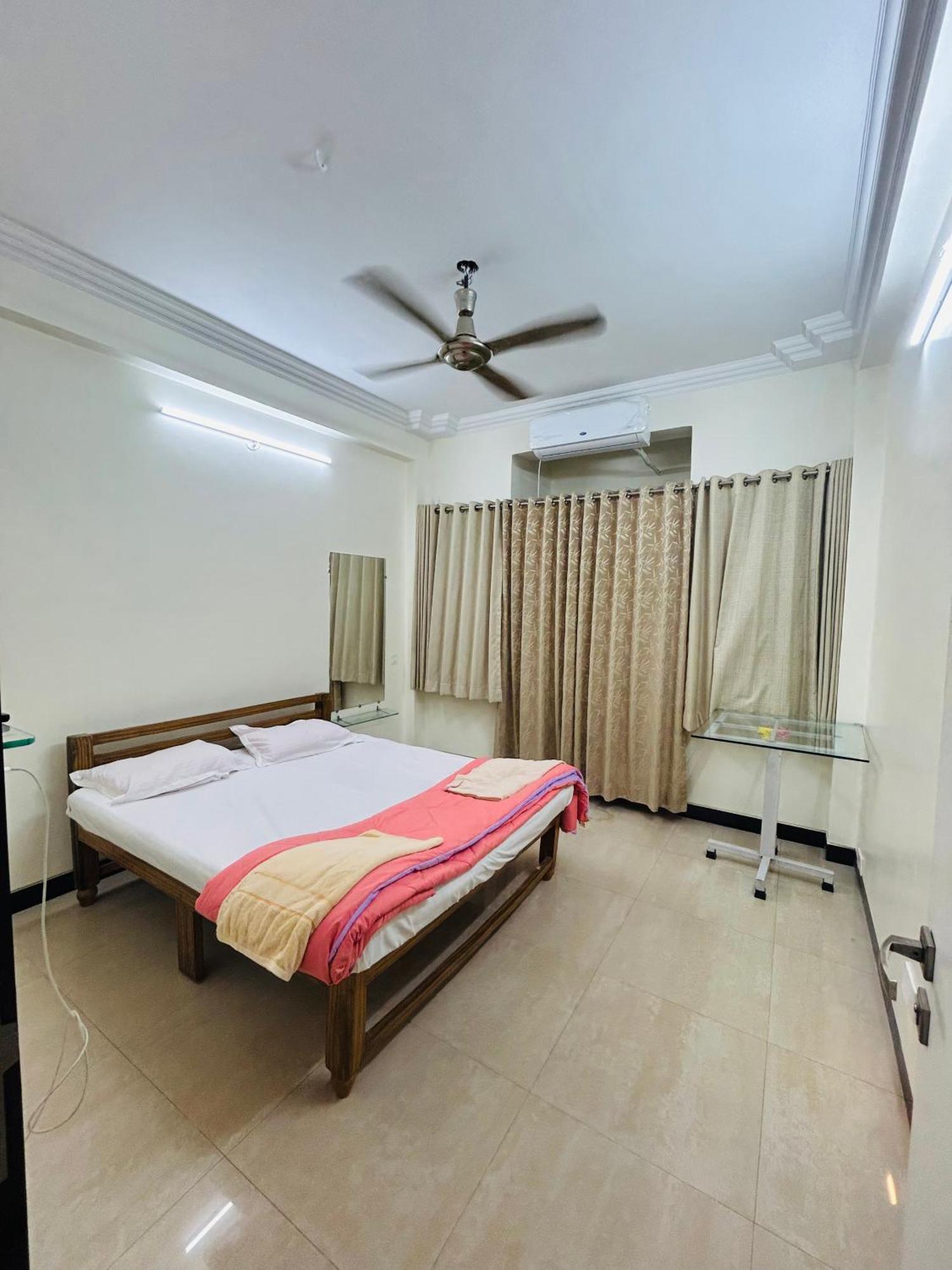 Private & Elegant 3Bhk Villa, Hillside Hideaway, 10 Mins From Mh Bus Stand Evrengabad Dış mekan fotoğraf